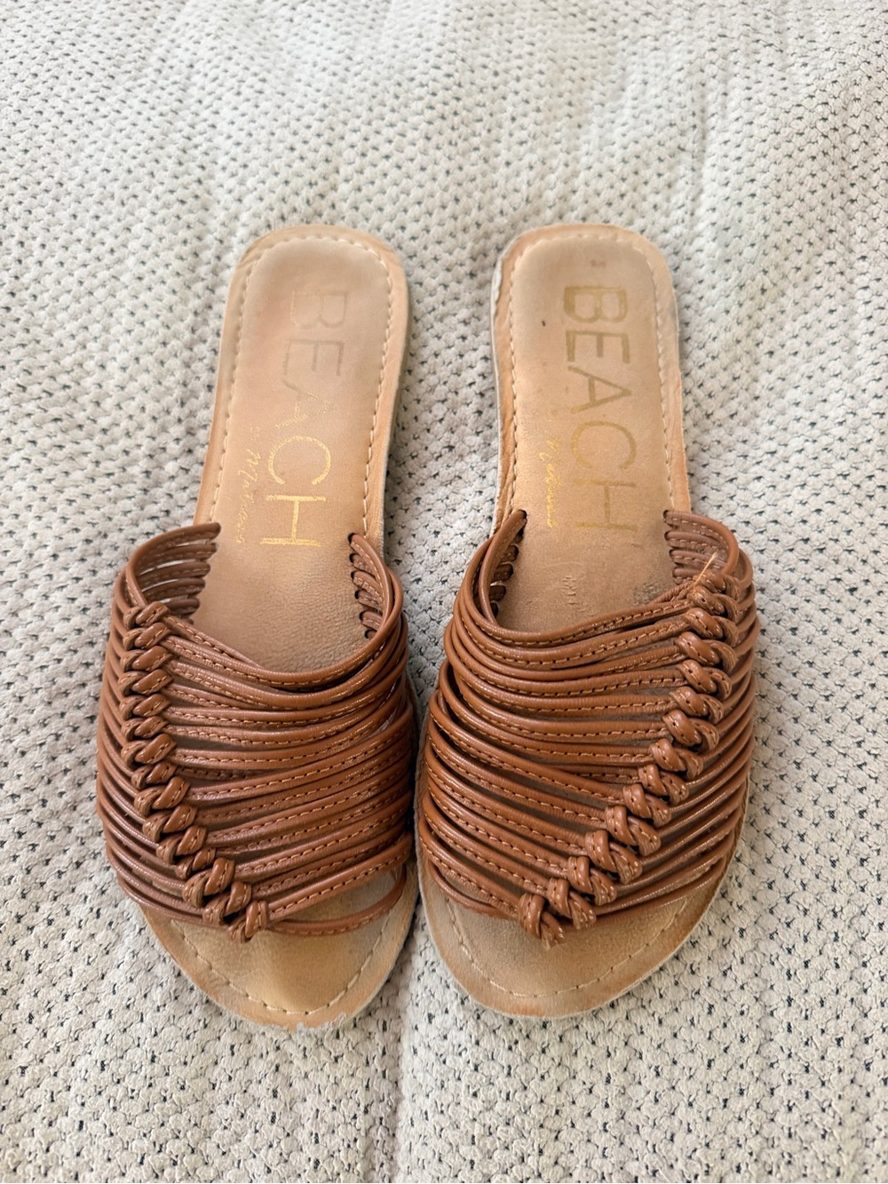 Beach by Matisse Baxter Sandal Tan—sz8